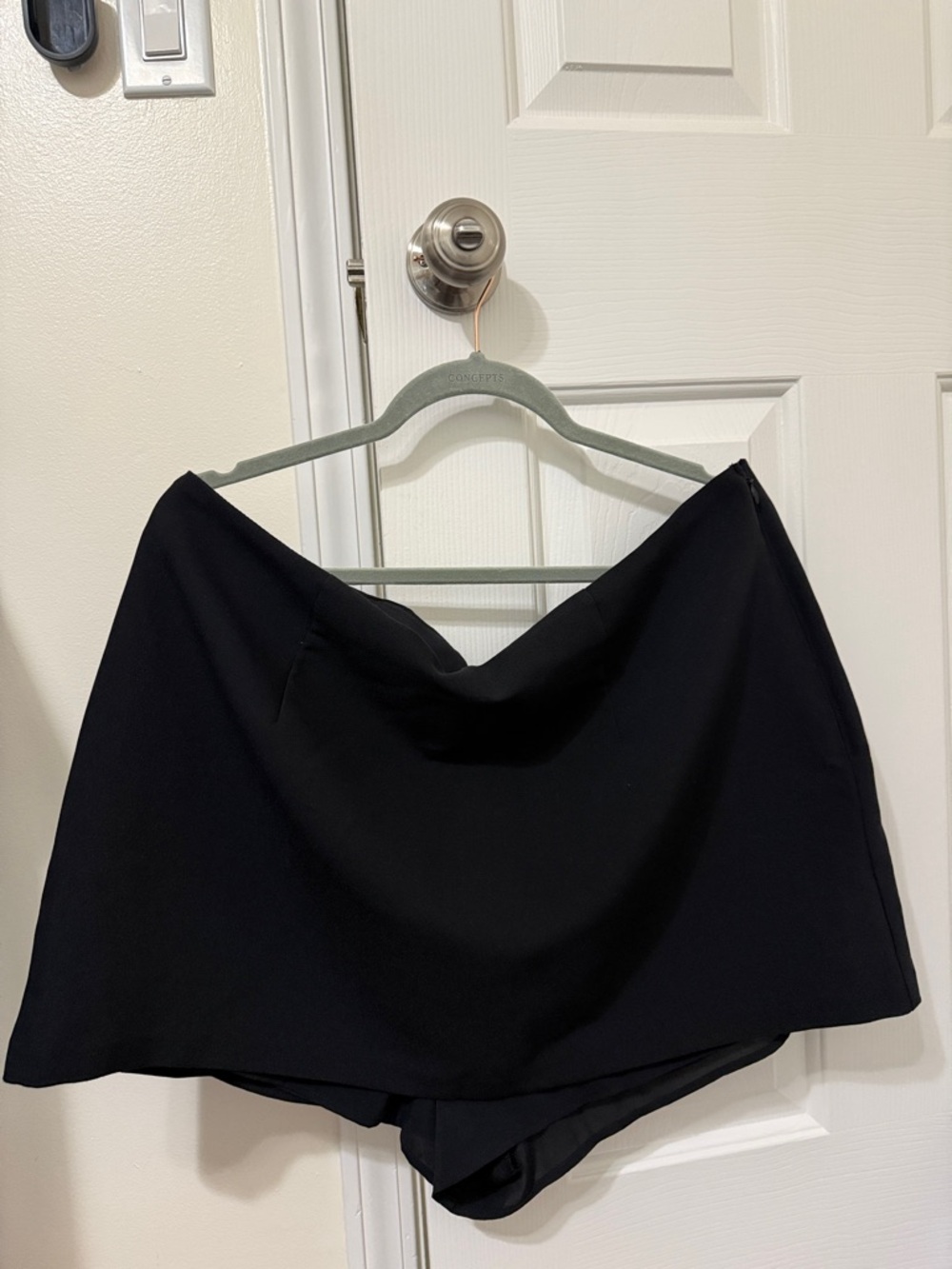 Abercrombie & Fitch Black Mini Skort